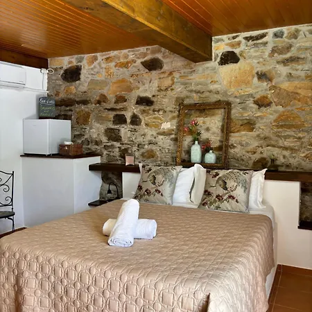 Casa Da Oliveira Bed & Breakfast